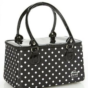 NWT Caboodle Heartthrob Black and White